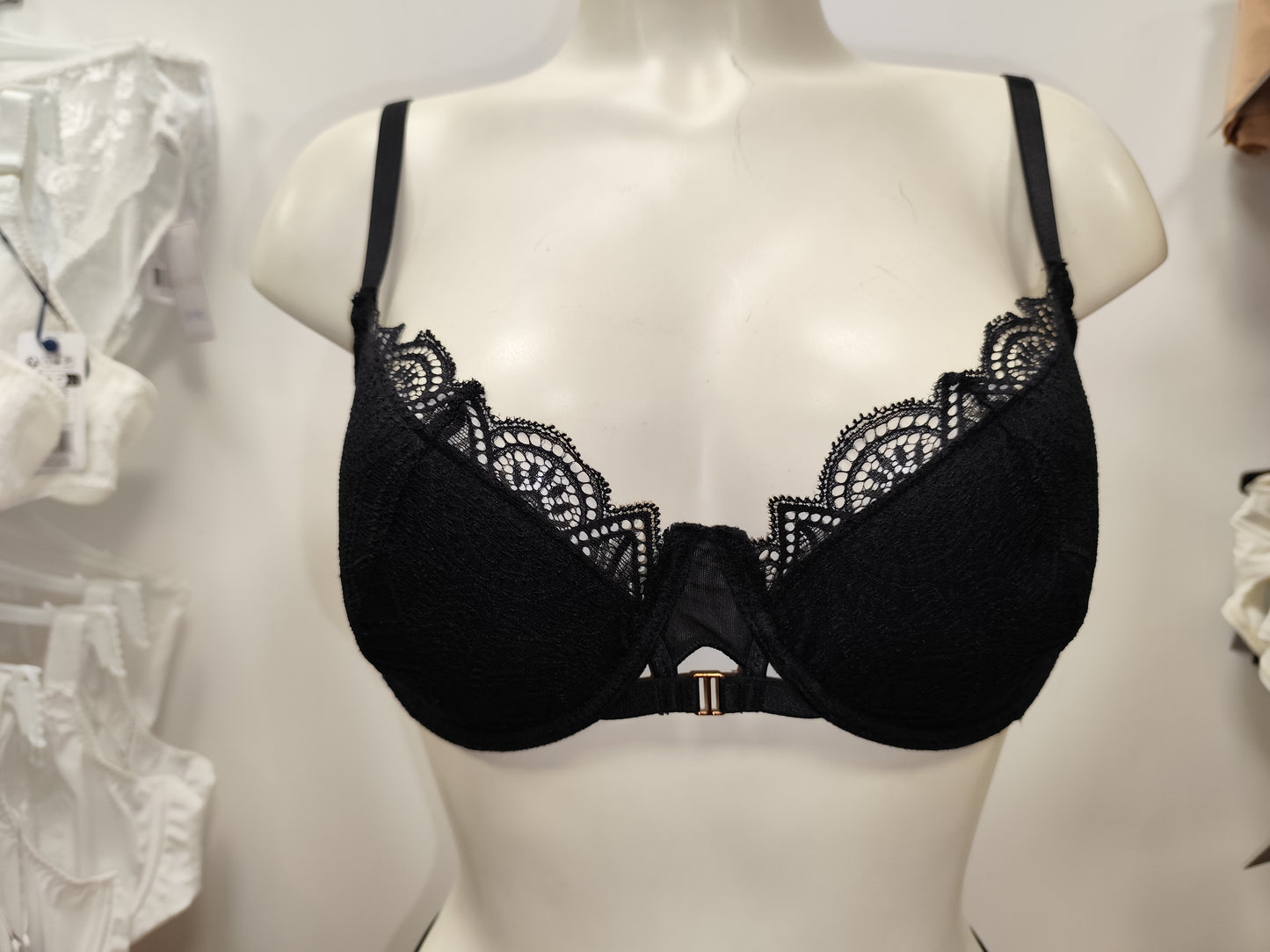 A-Néo-insolente soutien-gorge Précommande